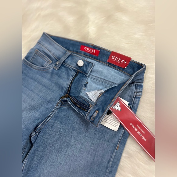 🆕 Guess Curvy Sophia Skinny Denim Jeans STRETCH Medium Wash, Mid-Rise 25X28 (2) - Picture 6 of 10